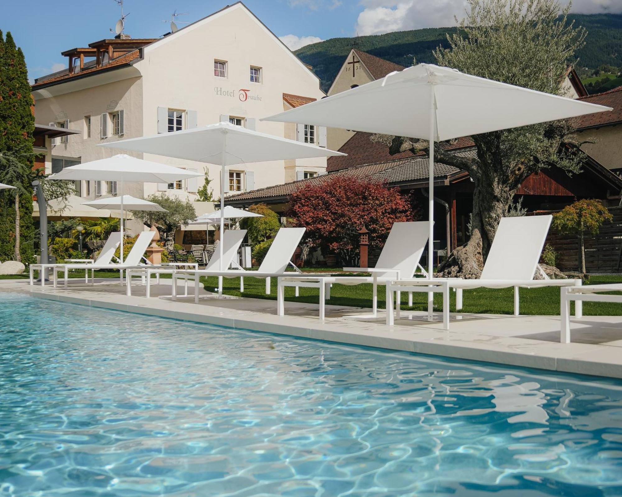 Hotel Traube 브레싸노네 외부 사진
